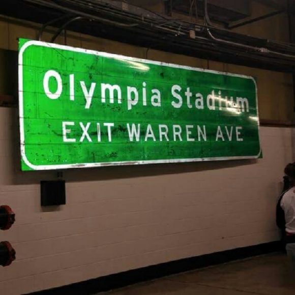 Meet your Posher, Nichole - Picture 1 of 1